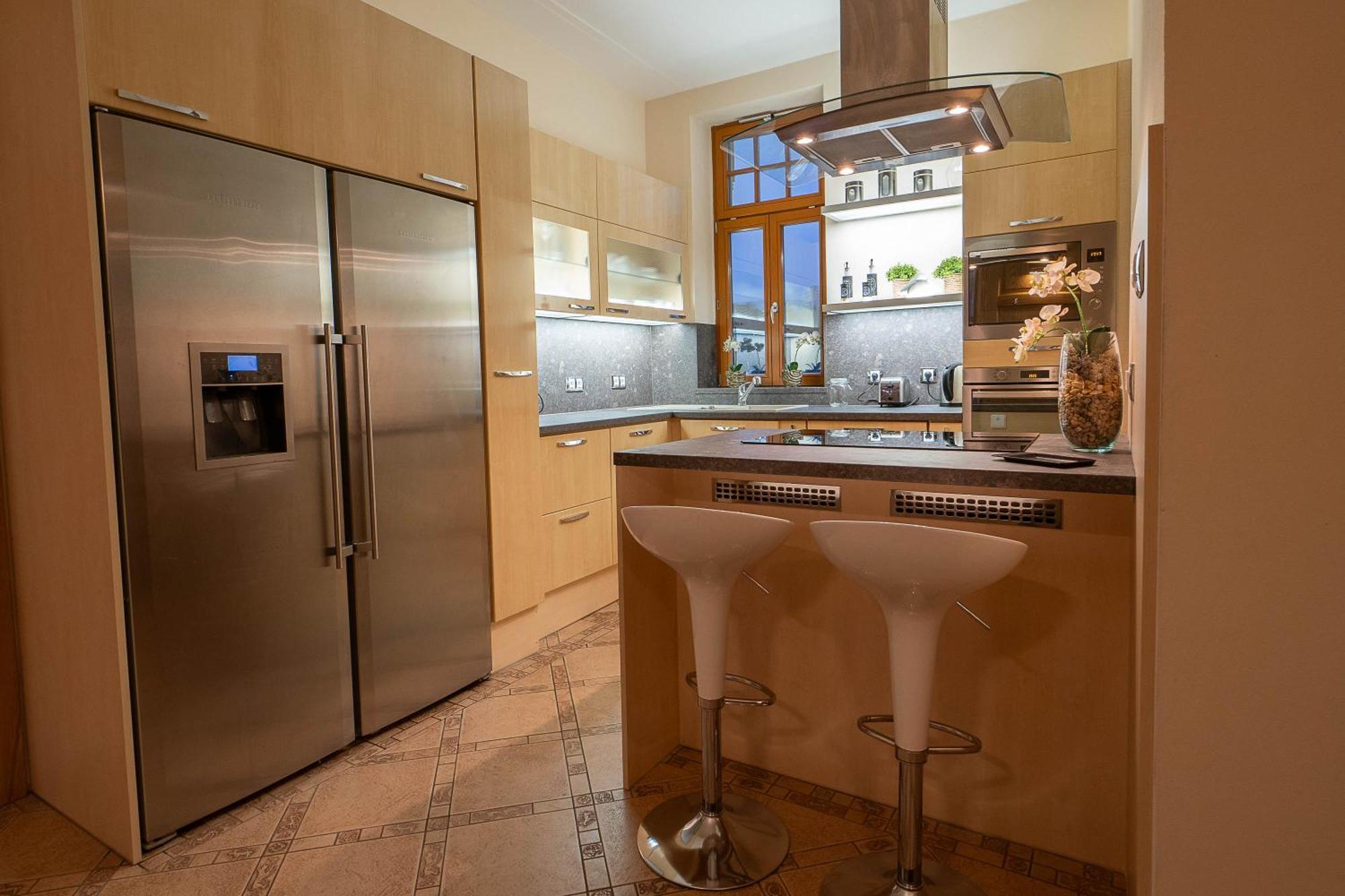 Executive 2-Bdrm Central Suite Ústí nad Labem Eksteriør bilde