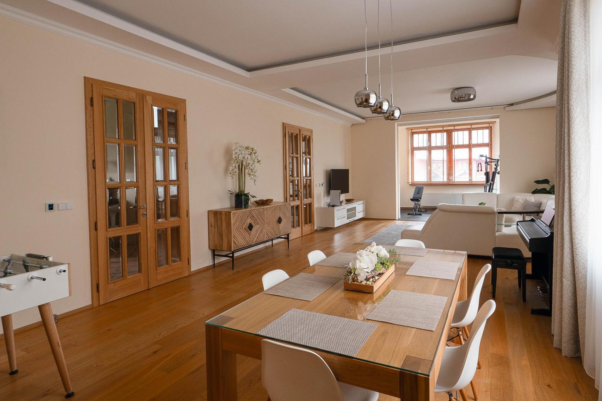 Executive 2-Bdrm Central Suite Ústí nad Labem Eksteriør bilde